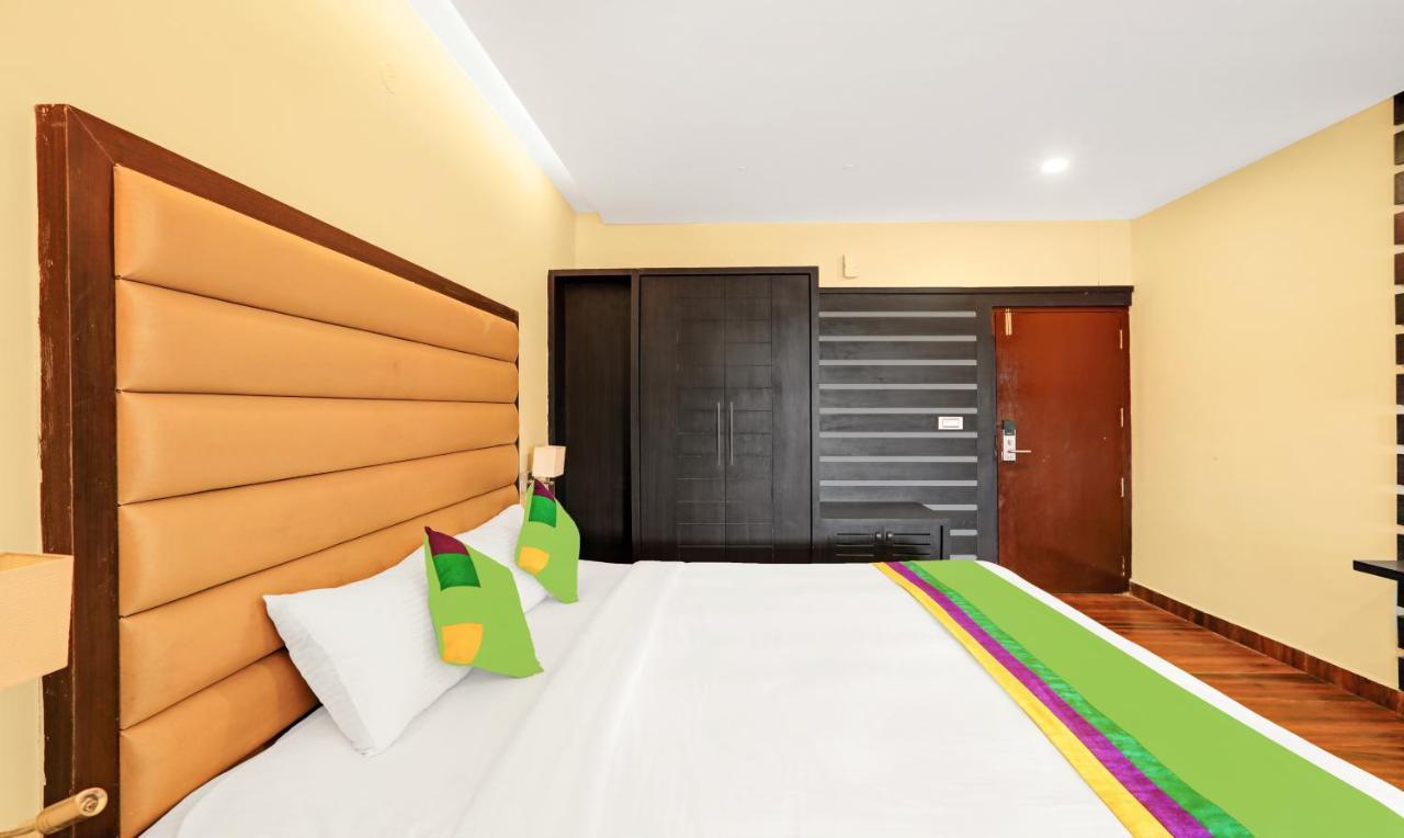 Treebo Doha King Hotel Madikeri Bagian luar foto